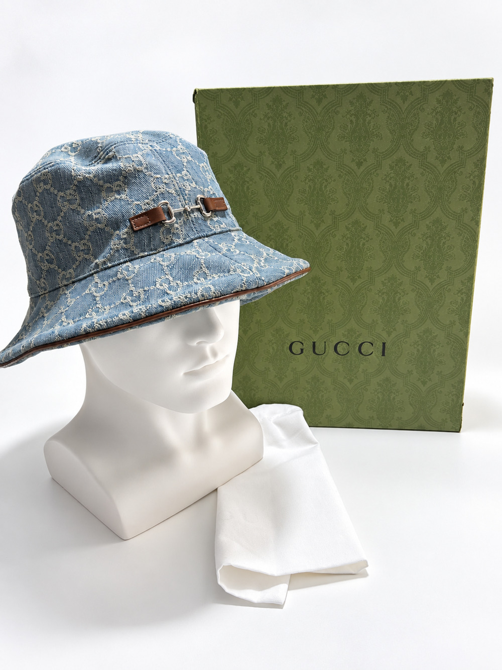 NWT AUTH Gucci Horsebit GG Monogram Denim Bucket Hat Light Blue Size L 58cm Box